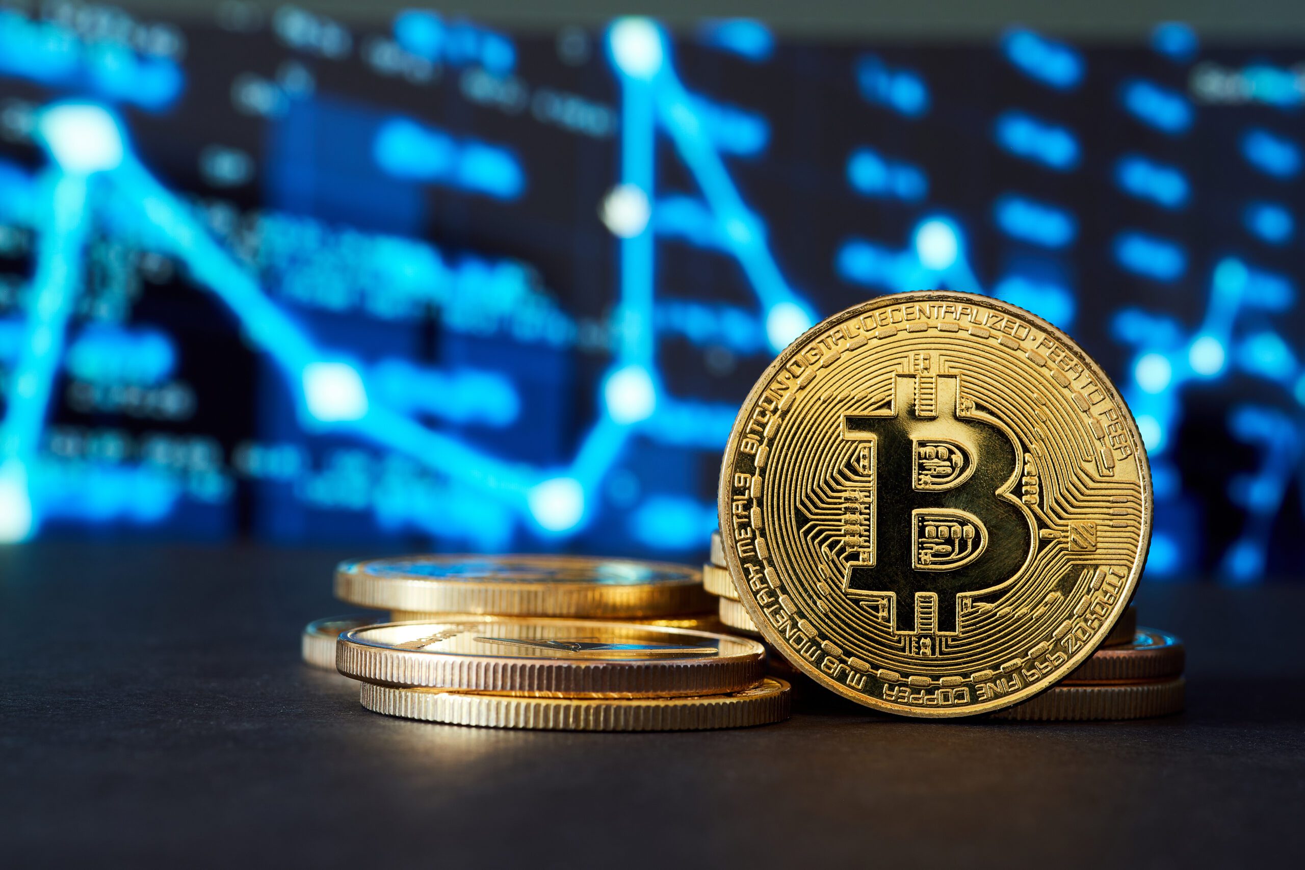 نمودار قیمت بیتکوین و اتریوم در ۵ اسفند ۱۴۰۳ با بیتکوین در ۹۶,۴۱۴ دلار و اتریوم در ۲,۷۵۴ دلار