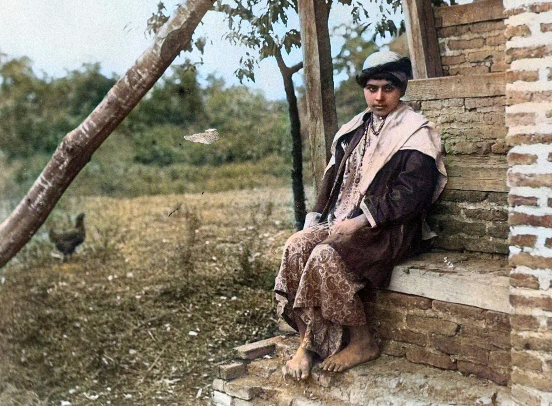 تصاویر؛ سفر به عصر قاجار؛ از زنان ساحل مازندران تا عکس یادگاری 17 درویش