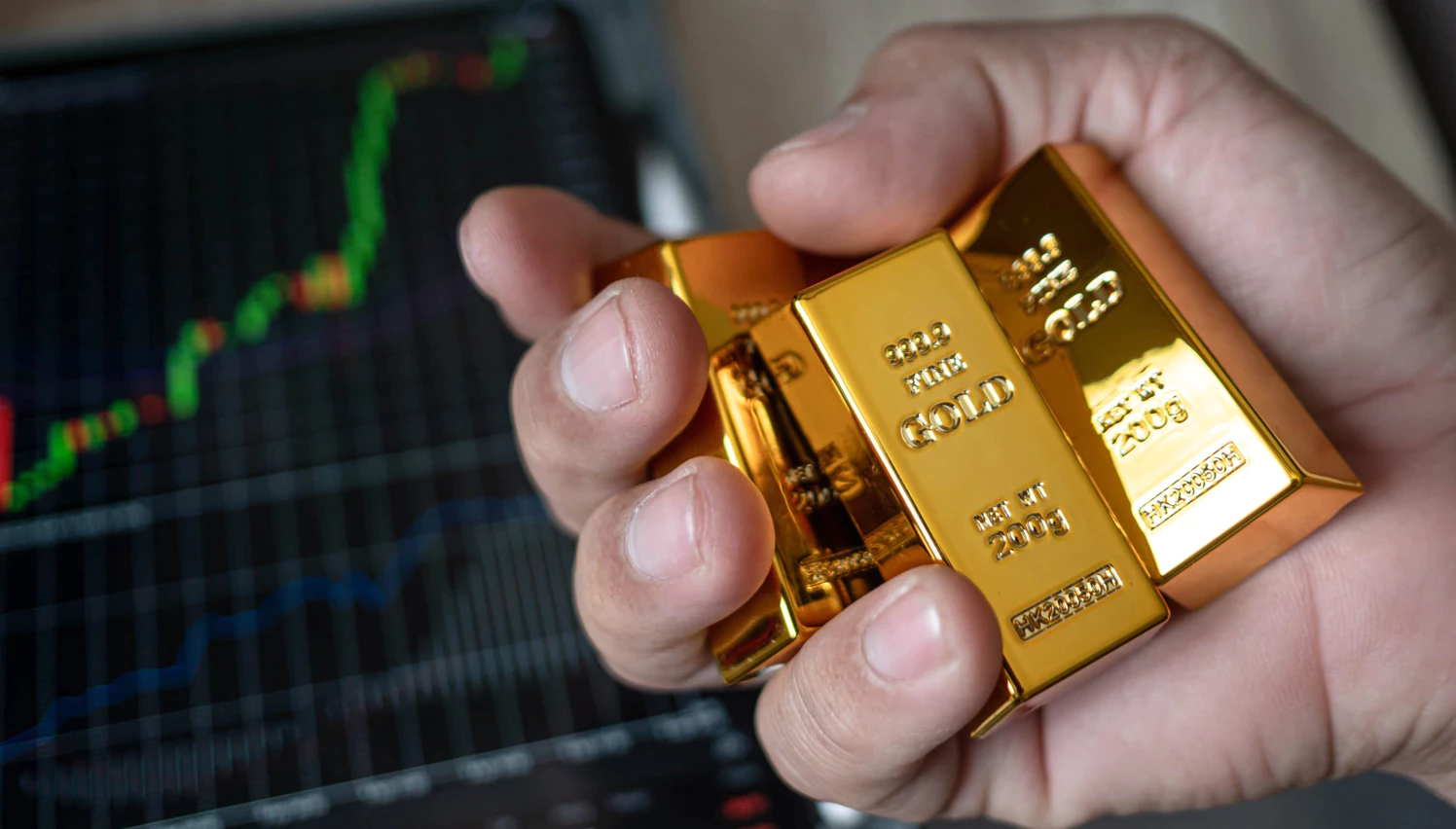 جدیدترین قیمت طلا 18 عیار امروز ۲۷ فروردین