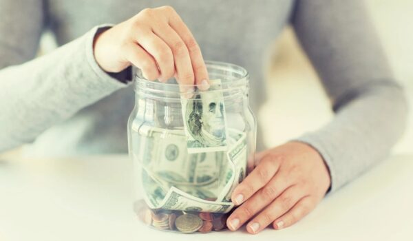 کروماتوفوبیا یا ترس از خرج کردن پول چیست؟ علائم، علل و درمان