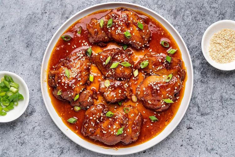 طرز تهیه مرغ عسلی با سیر در زودپز: یک غذای سریع و خوشمزه