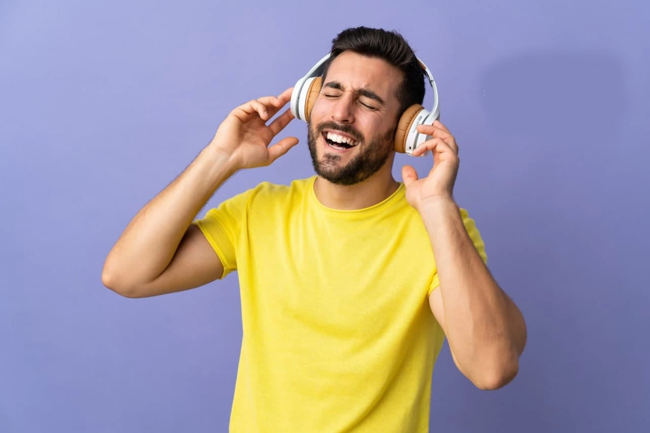 چرا آهنگها در مغز ما گیر میکنند؟