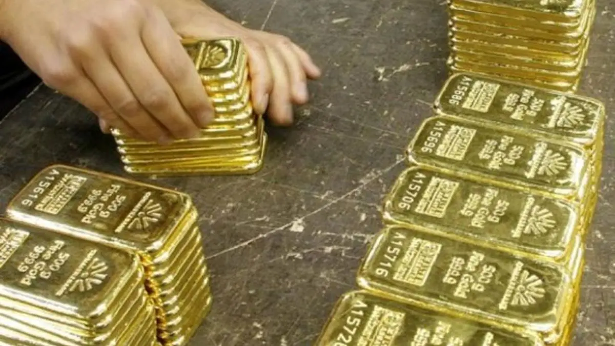کشف ۱۷ میلیارد ریال شمش و طلای قاچاق در فرودگاه مشهد